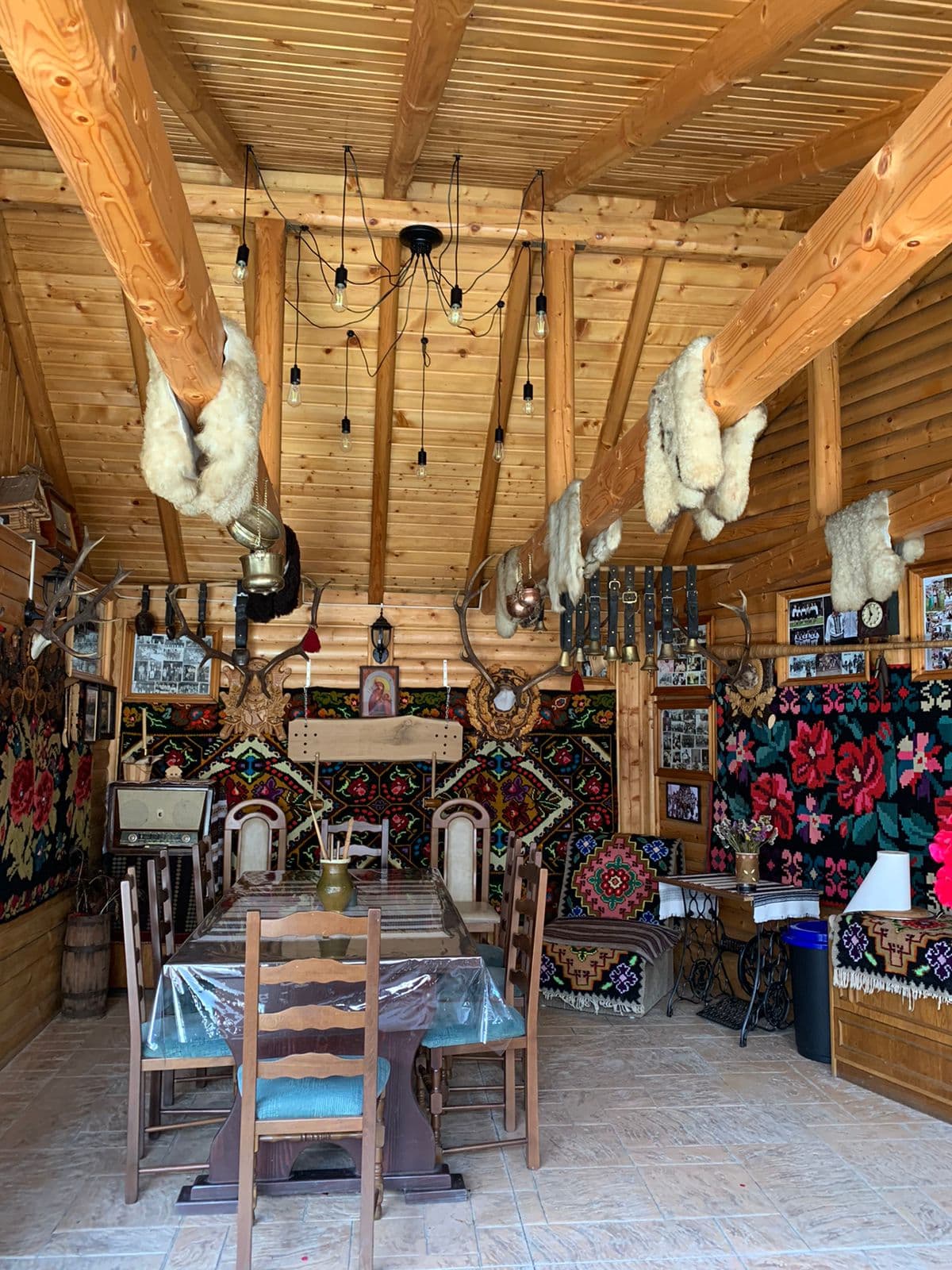 Casa de pe Deal Sadova - Imagine 10