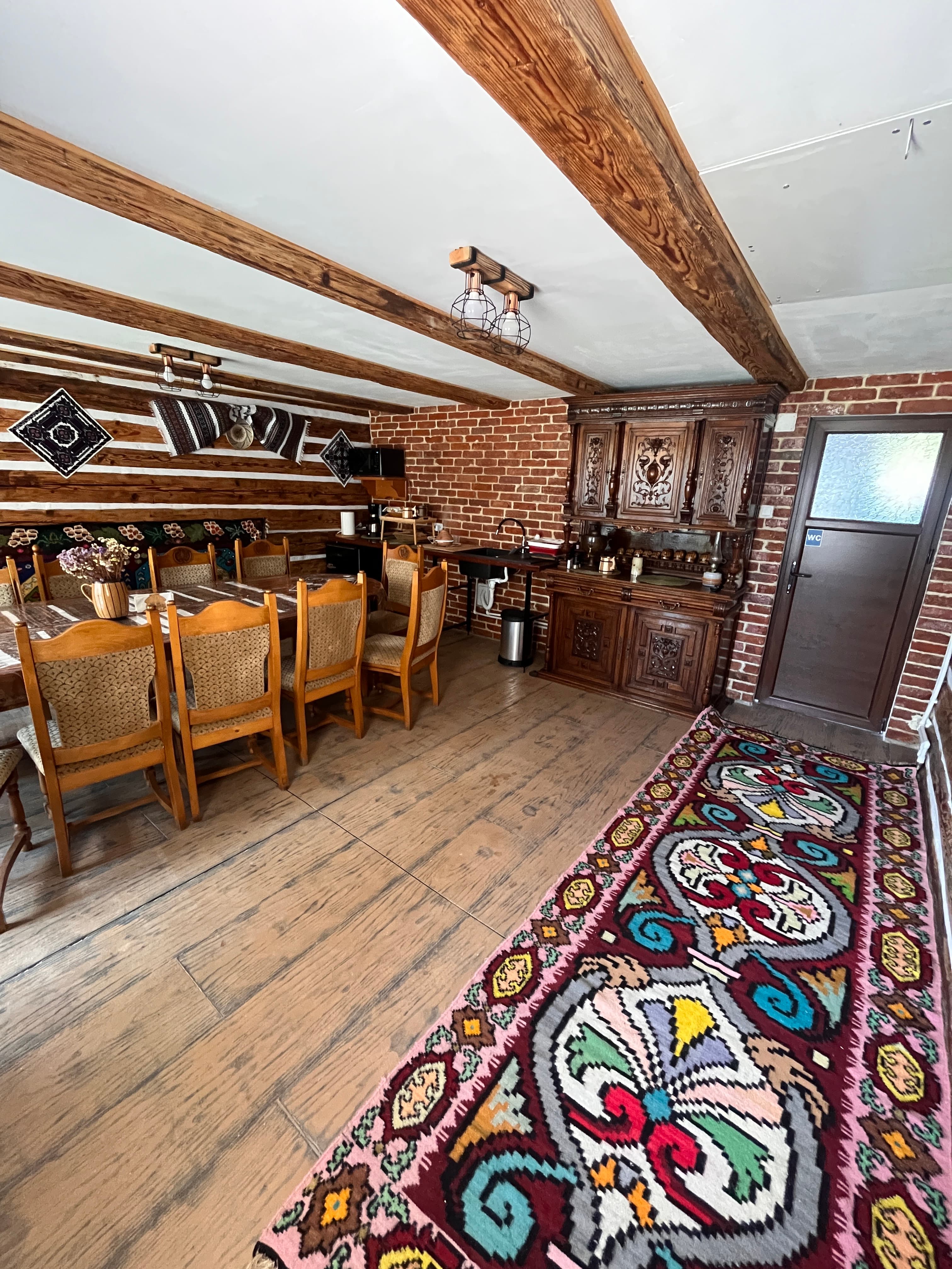 Casa de pe Deal Sadova - Imagine 7