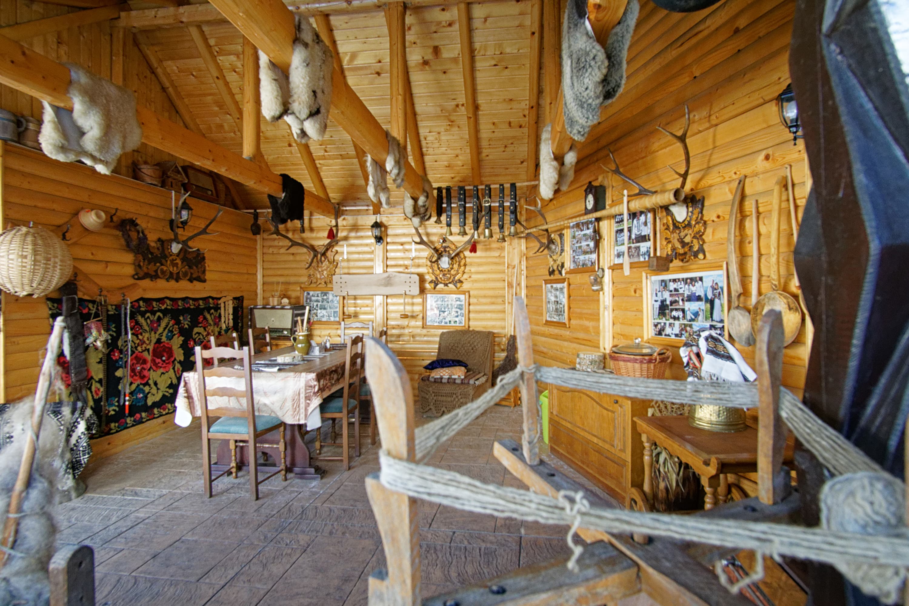 Casa de pe Deal Sadova - Exterior iarnă, pensiune skiing Suceava