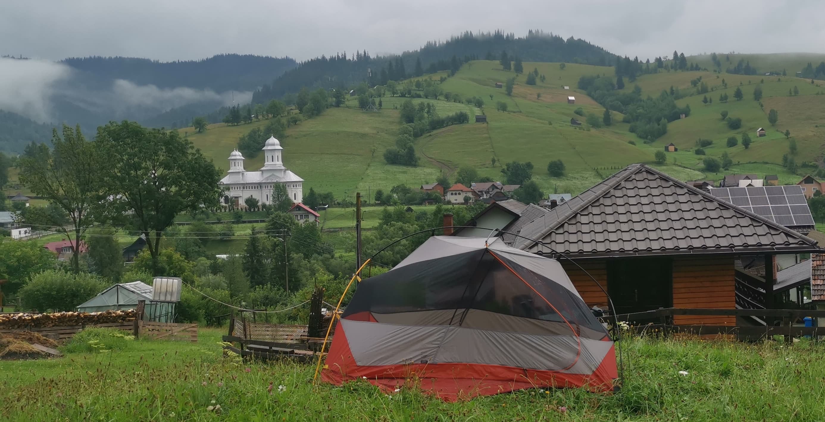 Casa de pe Deal Sadova - Interior modern, pensiune Sadova